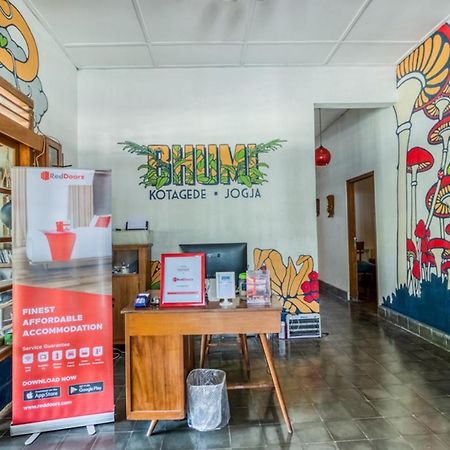 Reddoorz Hostel @ Kotagede Yogyakarta Esterno foto