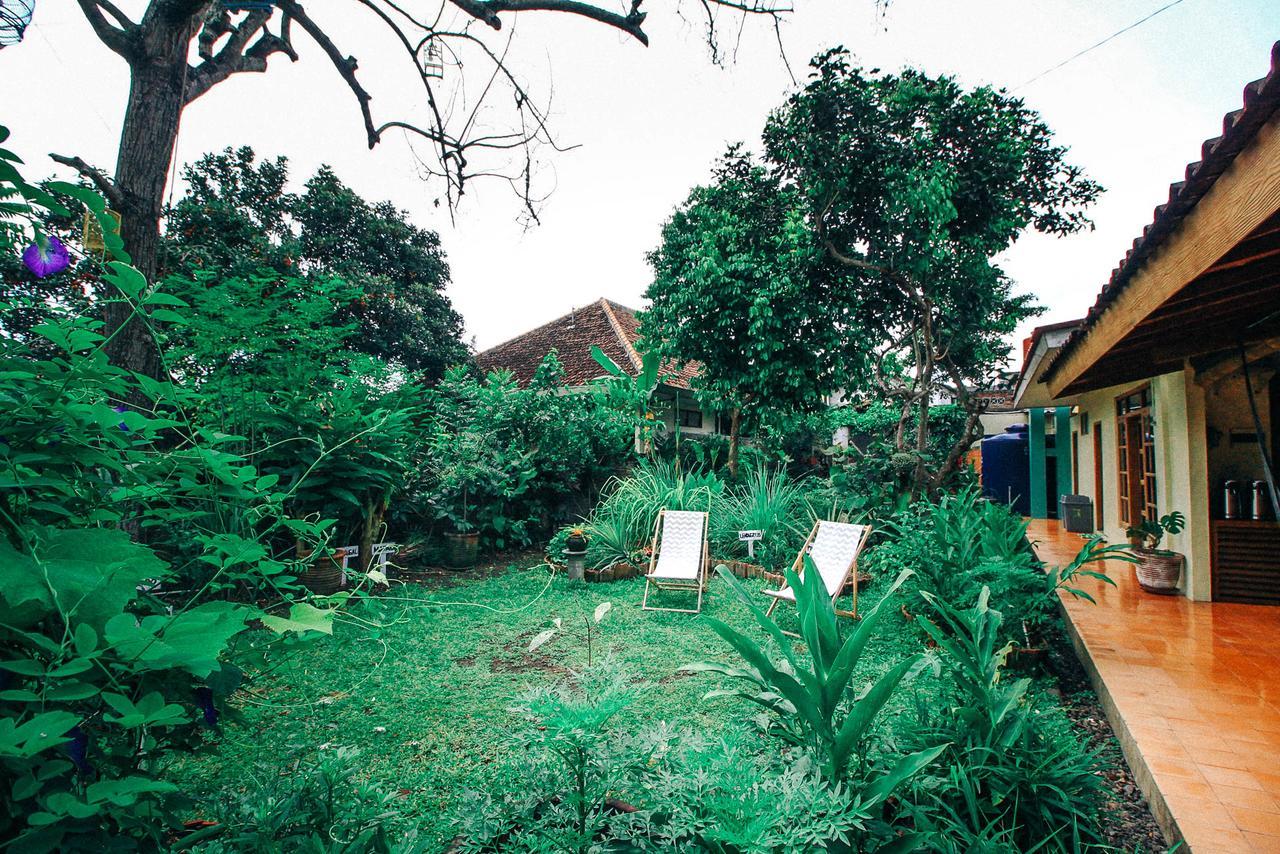 Reddoorz Hostel @ Kotagede Yogyakarta Esterno foto