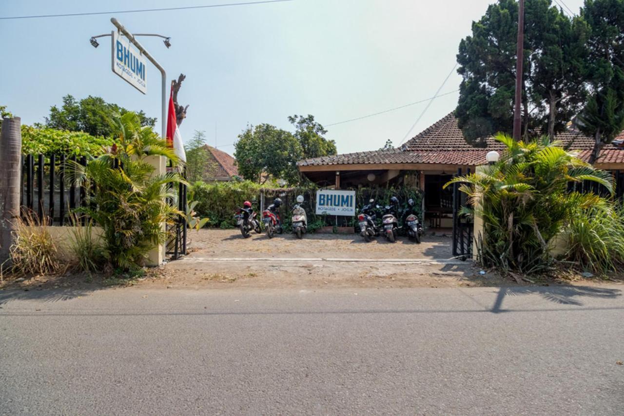 Reddoorz Hostel @ Kotagede Yogyakarta Esterno foto